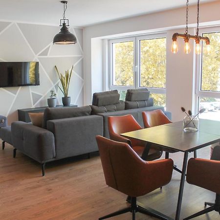 New York Apartment - Fuer Freunde & Familien, Stadtnah, Parkplatz, E-Ladestation, Gitterbox Fuer Fahrraeder, Fitnessstudio, Digitale Gaestemappe Mit Restaurant- Und Unternehmenstipps โคเบลนซ์ ภายนอก รูปภาพ