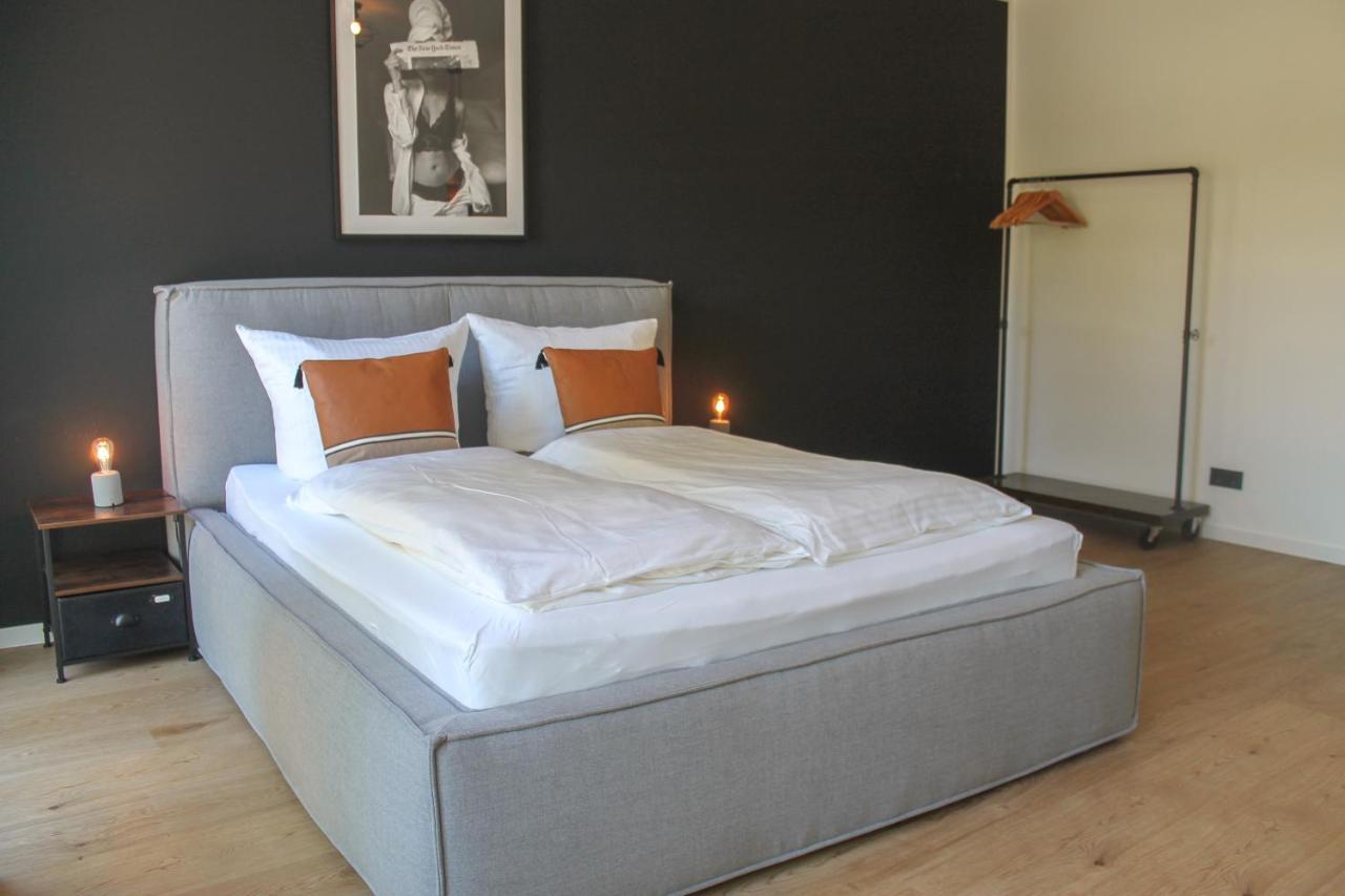 New York Apartment - Fuer Freunde & Familien, Stadtnah, Parkplatz, E-Ladestation, Gitterbox Fuer Fahrraeder, Fitnessstudio, Digitale Gaestemappe Mit Restaurant- Und Unternehmenstipps โคเบลนซ์ ภายนอก รูปภาพ