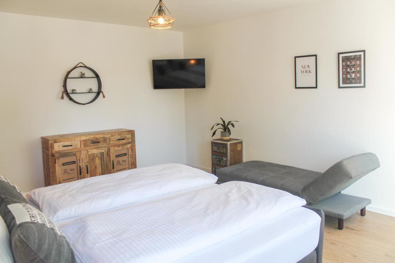 New York Apartment - Fuer Freunde & Familien, Stadtnah, Parkplatz, E-Ladestation, Gitterbox Fuer Fahrraeder, Fitnessstudio, Digitale Gaestemappe Mit Restaurant- Und Unternehmenstipps โคเบลนซ์ ภายนอก รูปภาพ