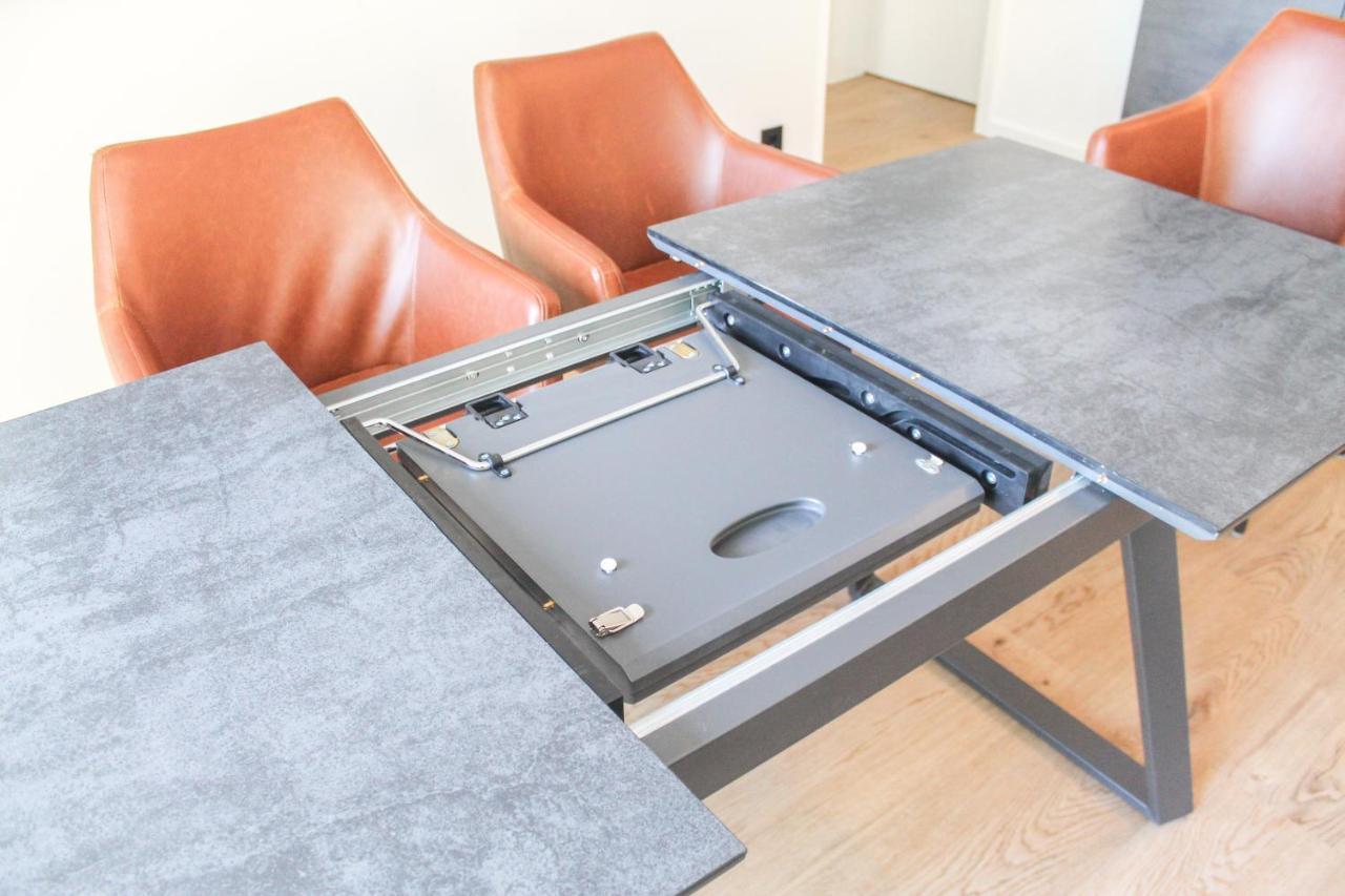 New York Apartment - Fuer Freunde & Familien, Stadtnah, Parkplatz, E-Ladestation, Gitterbox Fuer Fahrraeder, Fitnessstudio, Digitale Gaestemappe Mit Restaurant- Und Unternehmenstipps โคเบลนซ์ ภายนอก รูปภาพ