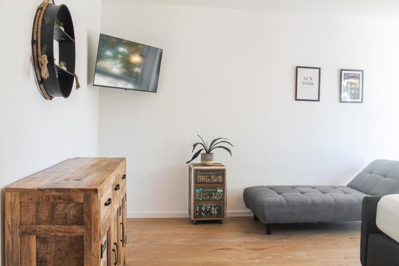 New York Apartment - Fuer Freunde & Familien, Stadtnah, Parkplatz, E-Ladestation, Gitterbox Fuer Fahrraeder, Fitnessstudio, Digitale Gaestemappe Mit Restaurant- Und Unternehmenstipps โคเบลนซ์ ภายนอก รูปภาพ