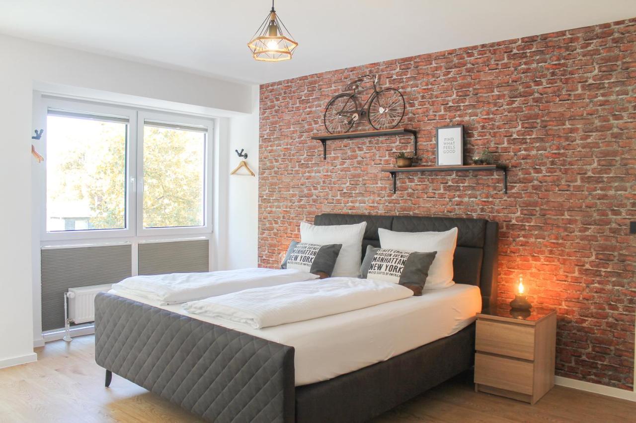 New York Apartment - Fuer Freunde & Familien, Stadtnah, Parkplatz, E-Ladestation, Gitterbox Fuer Fahrraeder, Fitnessstudio, Digitale Gaestemappe Mit Restaurant- Und Unternehmenstipps โคเบลนซ์ ภายนอก รูปภาพ